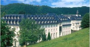 德國法倫達爾企業領導大學 德國法倫達爾企業領導大學