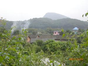 勐臘縣勐侖鎮曼邊村委會曼納覽