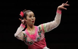 平壤統一藝術團演出