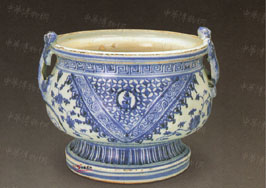 明宣德青花螭耳爐圖