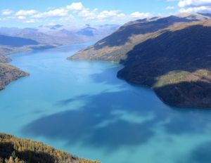 艾西曼湖 艾西曼湖