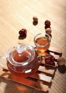 補血養顏的桂圓紅棗茶 補血養顏的桂圓紅棗茶