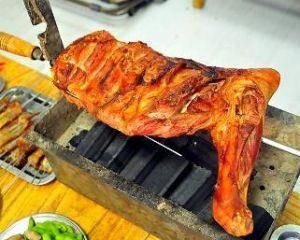 烤羊腿 烤羊腿