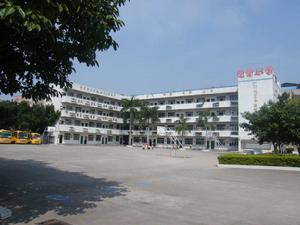 坪山新區龍背國小 坪山新區龍背國小