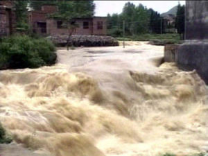 1998湍急洪水