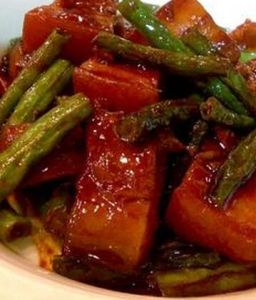 四季豆芋頭紅燒肉 四季豆芋頭紅燒肉