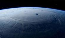 超強颱風衛星雲圖