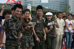 從左至右分別是:秋晨、郭凱、尹頌、劉悅