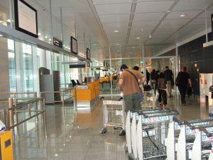 機場入口一瞥
