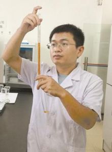 黃斌[湖南省張家界市環保局環境監測中心站分析室主任]