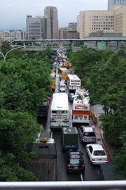 （圖）展覽期間導致周邊交通混亂，一直是主辦單位辦展時最困擾的問題