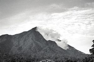 喀麥隆火山