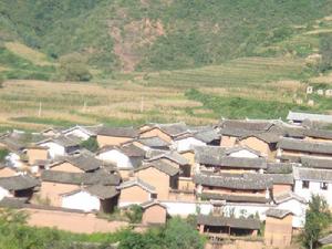 波羅苴村 波羅苴村