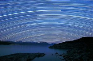 特卡波湖上空的星辰軌跡