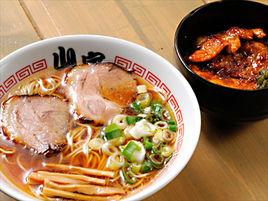 骨湯拉麵 骨湯拉麵