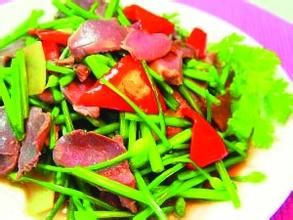 韭菜花炒鴨胗 韭菜花炒鴨胗