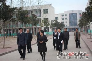 郾城區第三實驗中學