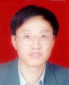 劉曉峰[陽春市人大常委會副主任]