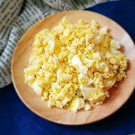 雞蛋拌蒜 雞蛋拌蒜