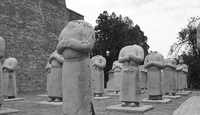 此陵墓一直都被考古界 稱之為“神跡”,內有三樣東西至今還是謎 此陵墓一直都被考古界 稱之為“神跡”,內有三樣東西至今還是謎