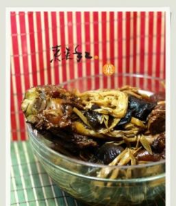 悶炒燉花肘子 悶炒燉花肘子