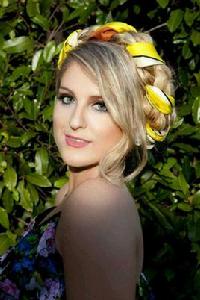 梅根·特瑞娜 梅根·特瑞娜