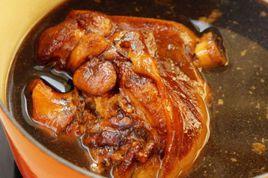 鹵豬蹄膀 鹵豬蹄膀