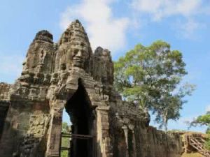 吳哥巴戎佛塔 吳哥巴戎佛塔