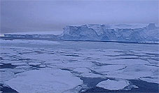 永不沉睡的冰山