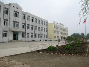 八門城中學 八門城中學