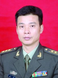 王偉[南縣人武部政委]