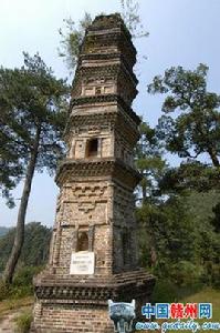 信豐油山上樂斜塔 信豐油山上樂斜塔