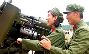 （圖）《仰角》