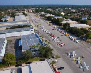 航空小鎮 航空小鎮