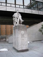 喬治·西蒙·歐姆的雕像