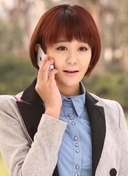 張曉君，海陸飾