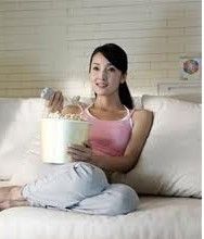 看電視吃零食易導致肥胖