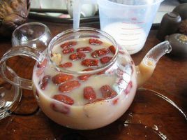 自製紅棗奶茶 自製紅棗奶茶