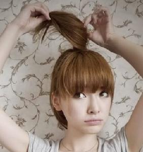 4.將打毛好的部分按一個方向鏇轉半圈