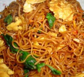 雞蛋炒滷麵 雞蛋炒滷麵