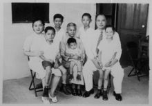 陳粹芬和孫乾及蘇仲英合家照