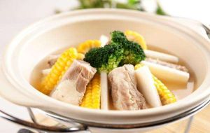 淮山北芪玉米湯 淮山北芪玉米湯