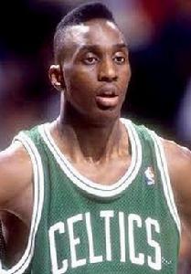 迪·布朗[前美國職業籃球運動員]