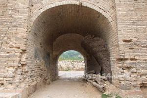 繞紫窩長城 繞紫窩長城