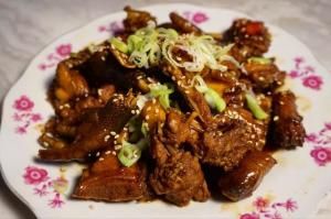 紅燒小公雞 紅燒小公雞