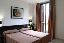 莫尼格爾米迭爾酒店