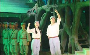 《到敵人後方去》 《到敵人後方去》