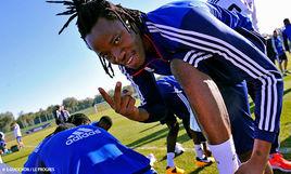 巴卡里·科內[象牙海岸足球運動員]