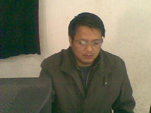 侯新年校長電腦培訓