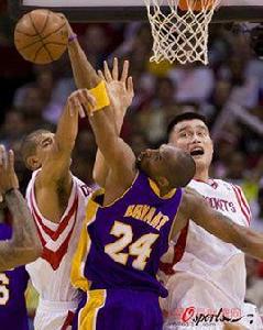 包夾防守 包夾防守